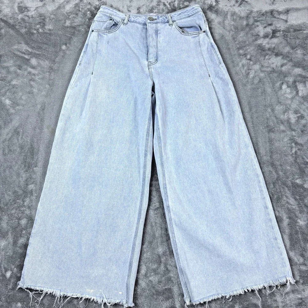 SO Womens Wide Leg Cropped Denim Jeans Raw Hem Light Wash‎ Size 13 31W - Picture 10 of 16